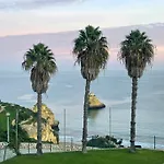 Lagos Fly & Sea View Apartment